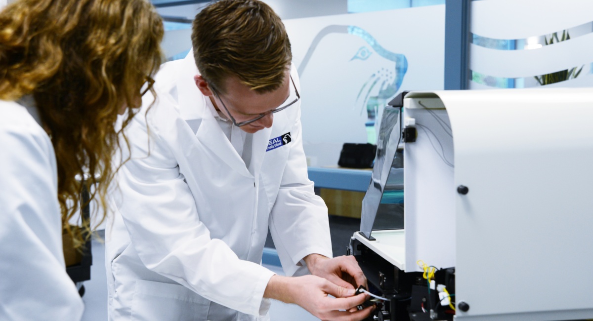 Explore career opportunities at SEAL Analytical UK