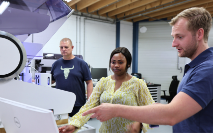 SEAL heißt Wirsam Scientific zum Servicetraining in den Niederlanden willkommen